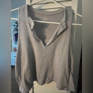 Gilly Hicks Light Gray Ribbed V-Notch Tank